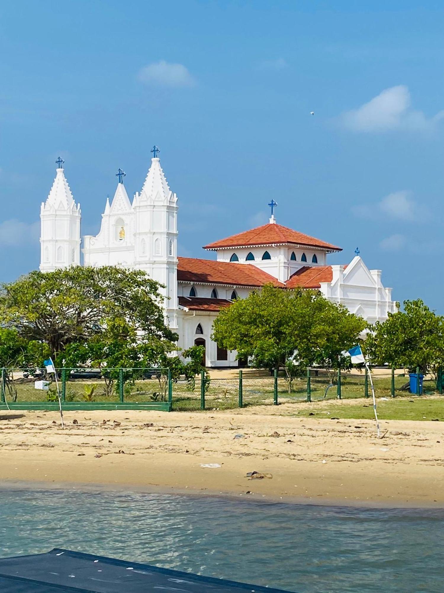 Villa Sethawadi Hotel And Kitesurf Centre Kalpitiya Extérieur photo